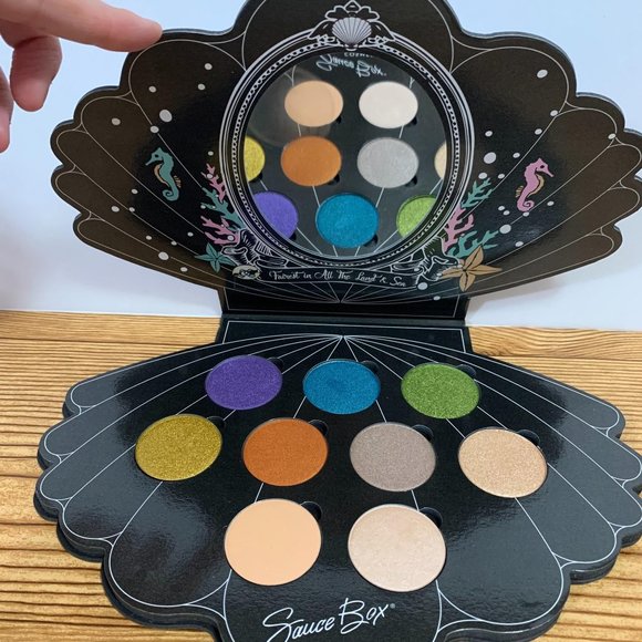 Sauce Box Mermaid Life Eyeshadow Palette - Picture 2 of 8